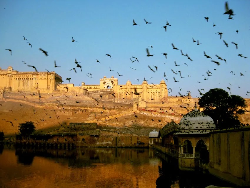 Amer Fort, Jaipur Travel Guide